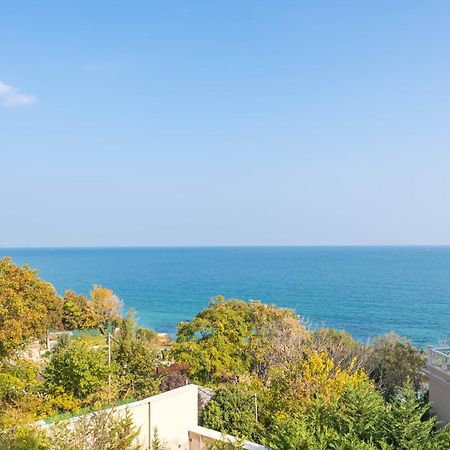 Luxurious And Panoramic Apartments At The Beach In La Mer Complex Altın Kumlar Dış mekan fotoğraf