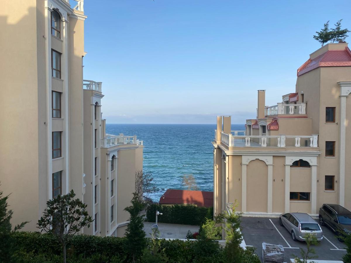 Luxurious And Panoramic Apartments At The Beach In La Mer Complex Altın Kumlar Dış mekan fotoğraf