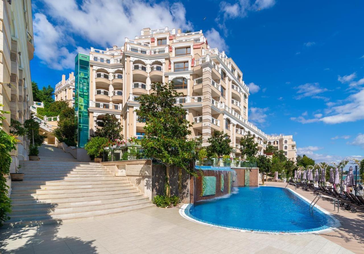 Luxurious And Panoramic Apartments At The Beach In La Mer Complex Altın Kumlar Dış mekan fotoğraf
