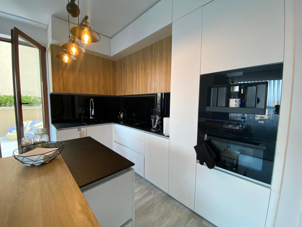 Luxurious And Panoramic Apartments At The Beach In La Mer Complex Altın Kumlar Dış mekan fotoğraf