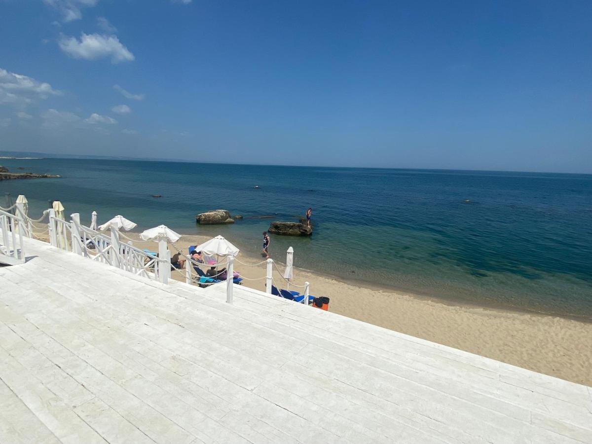 Luxurious And Panoramic Apartments At The Beach In La Mer Complex Altın Kumlar Dış mekan fotoğraf