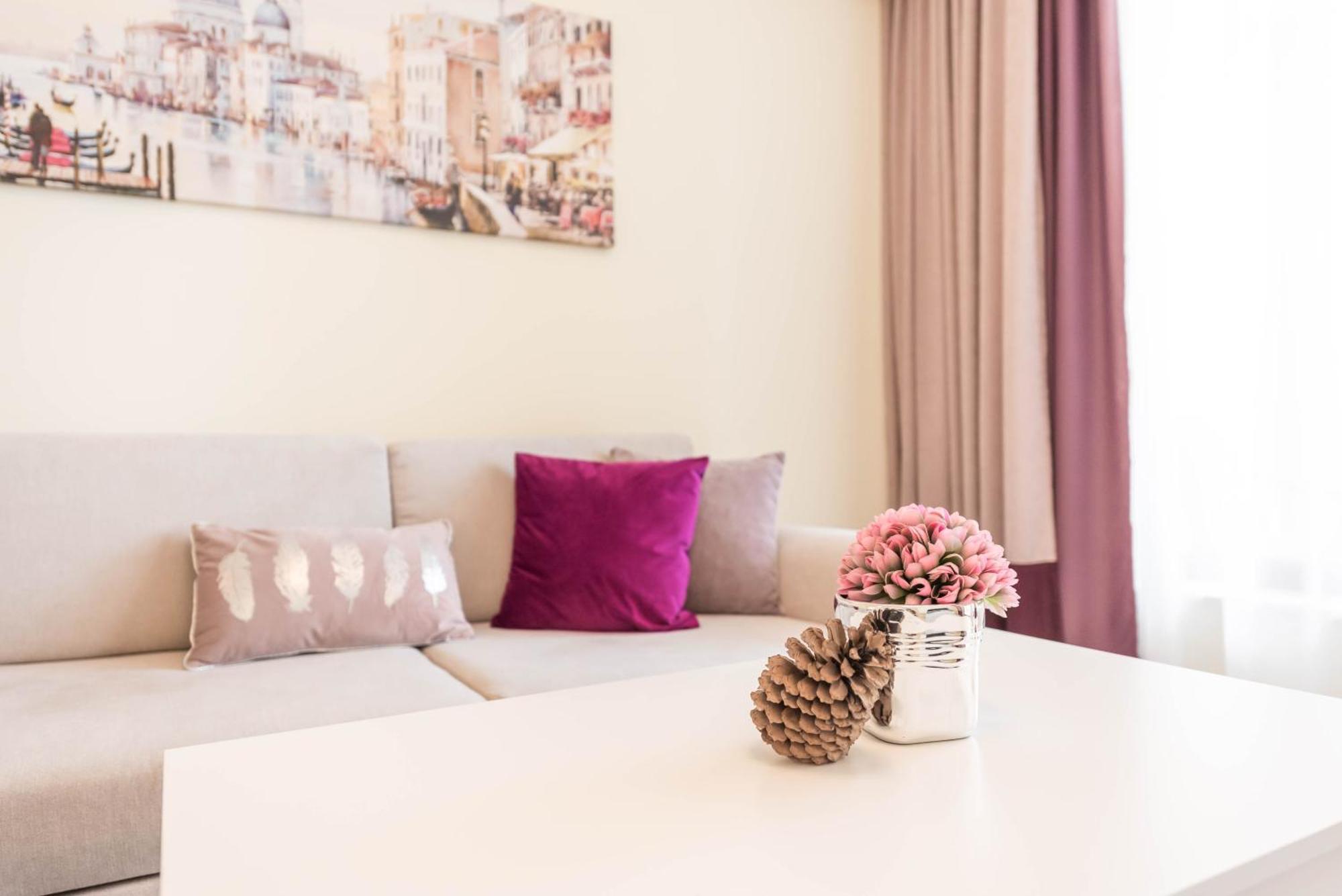 Luxurious And Panoramic Apartments At The Beach In La Mer Complex Altın Kumlar Dış mekan fotoğraf