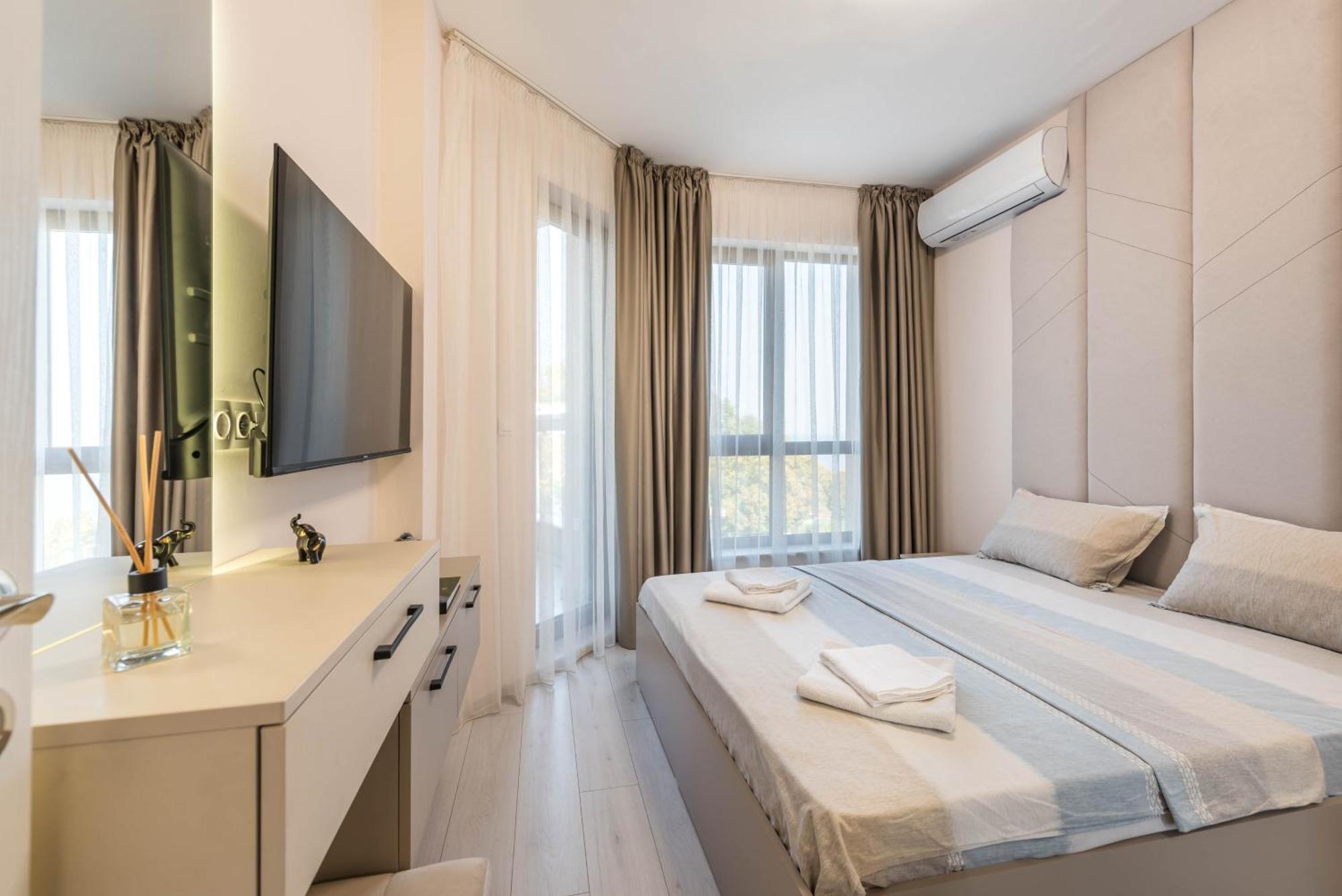 Luxurious And Panoramic Apartments At The Beach In La Mer Complex Altın Kumlar Dış mekan fotoğraf