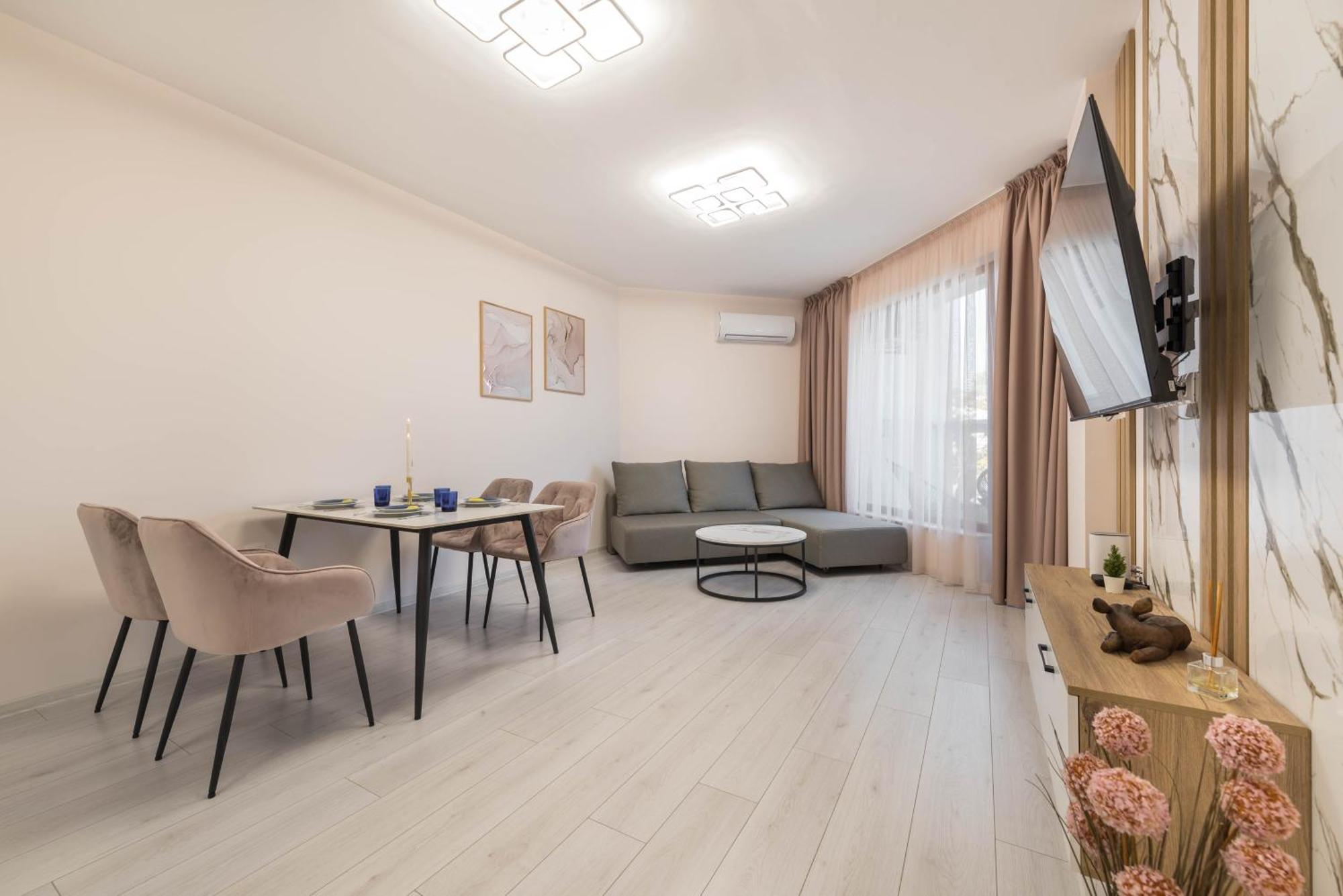 Luxurious And Panoramic Apartments At The Beach In La Mer Complex Altın Kumlar Dış mekan fotoğraf